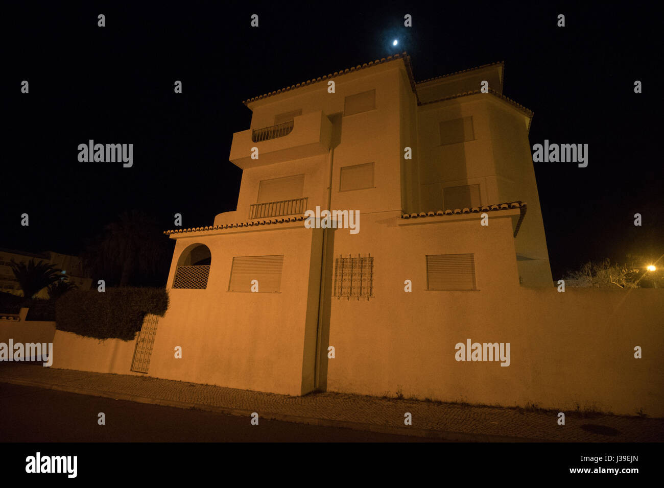 A General View Of Apartment 5a On Rua Dr Agostinho Da Silva In Praia Da Luz Portugal Where Madeline Mccann Went Missing From 10 Years Ago Stock Photo Alamy