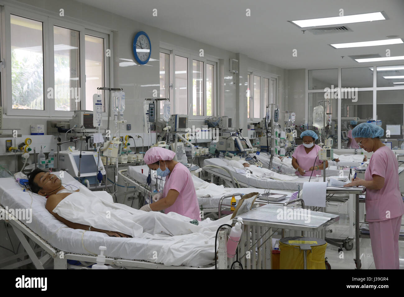 The heart institute offer high-quality care to vietnamese patients suffering from heart diseases. intensive care unit. Stock Photo