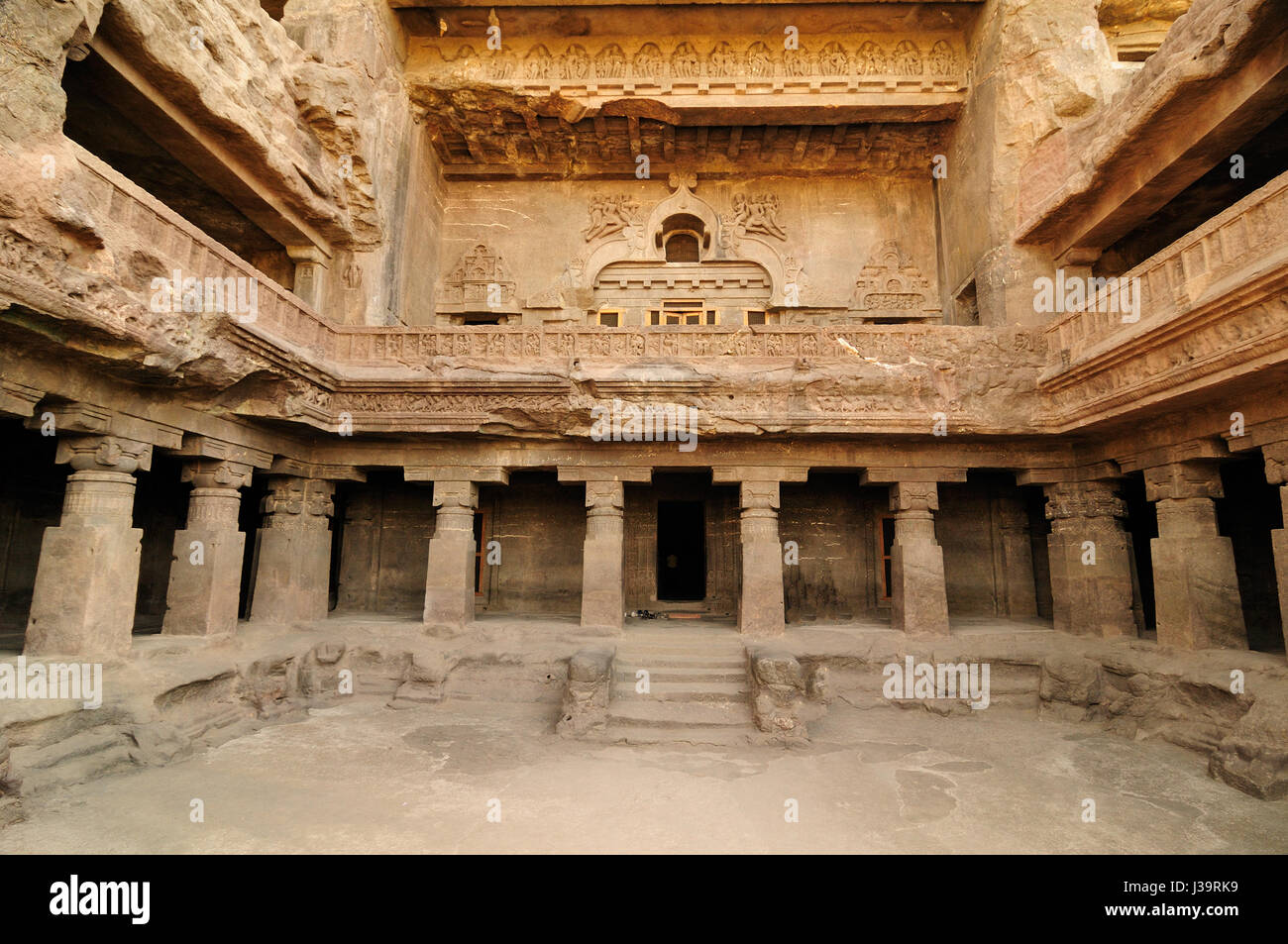 Cave Temples in Ellora, India Cave Temples in Ellora, India