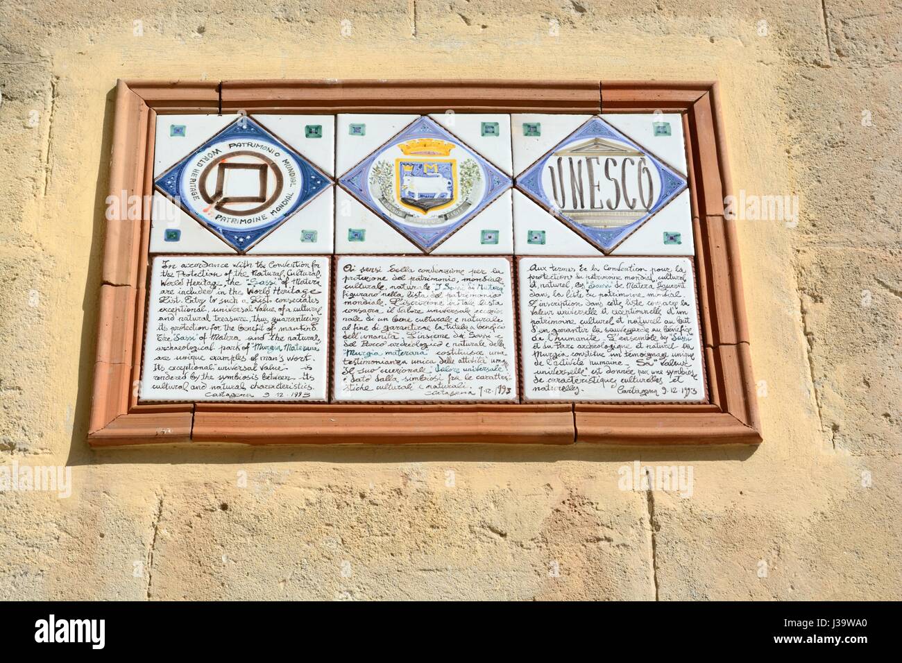 World heritage site plaque on hi-res stock photography and images - Alamy