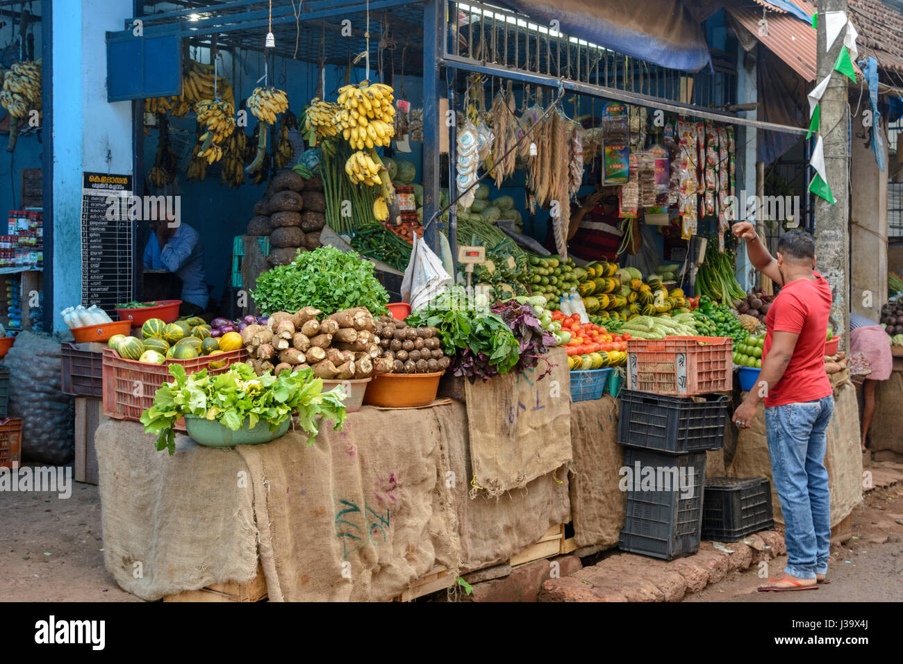 Fruit and vegetable shop in Thalassery (Tellicherry), Kannur district