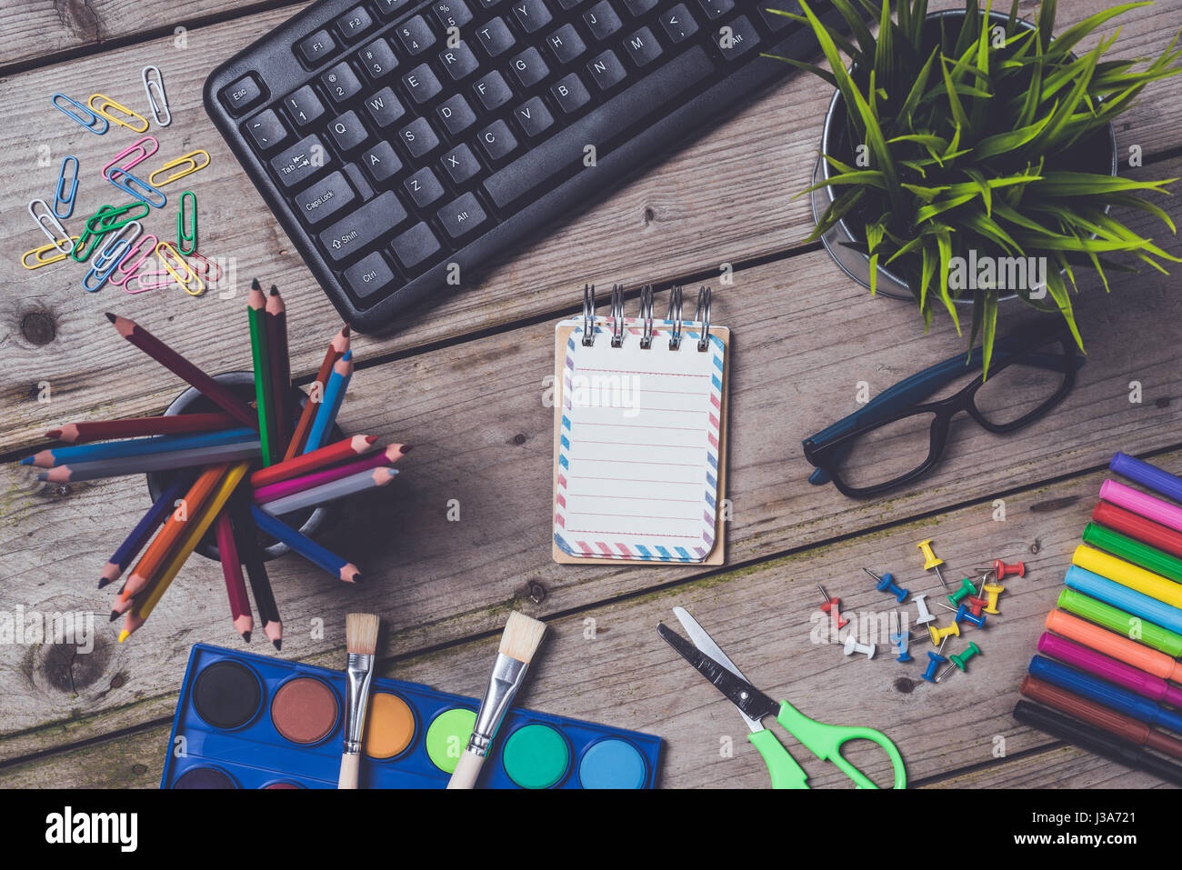 Desktop supplies hires stock photography and images Alamy
