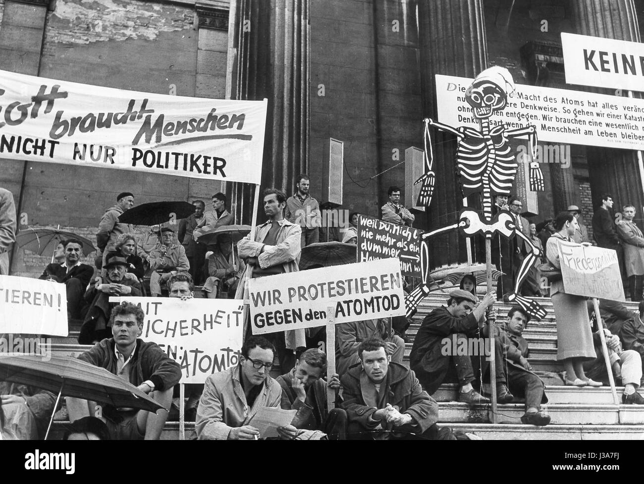 Demonstration against the planned nuclear armament of the Bundeswehr, 1958 Stock Photo
