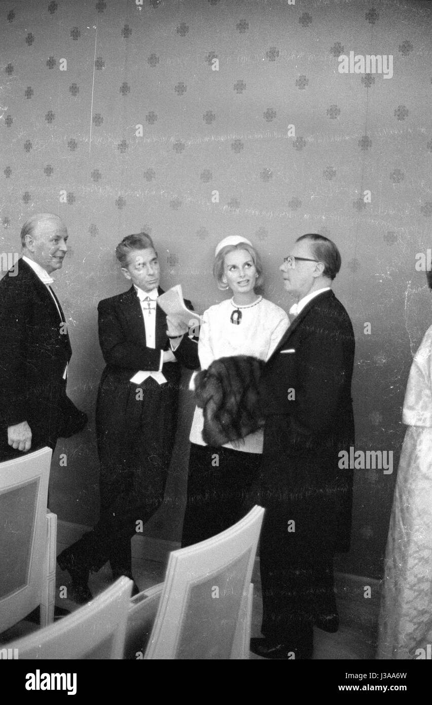 Herbert von Karajan and Eliette Mouret at the reopening of the Munich National Theatre, 1963 Stock Photo