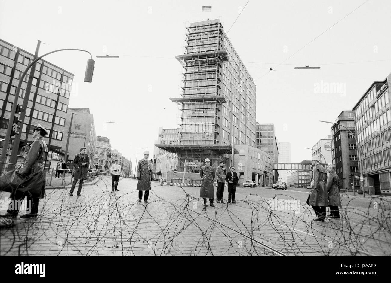Axel block hi-res stock photography and images - Alamy