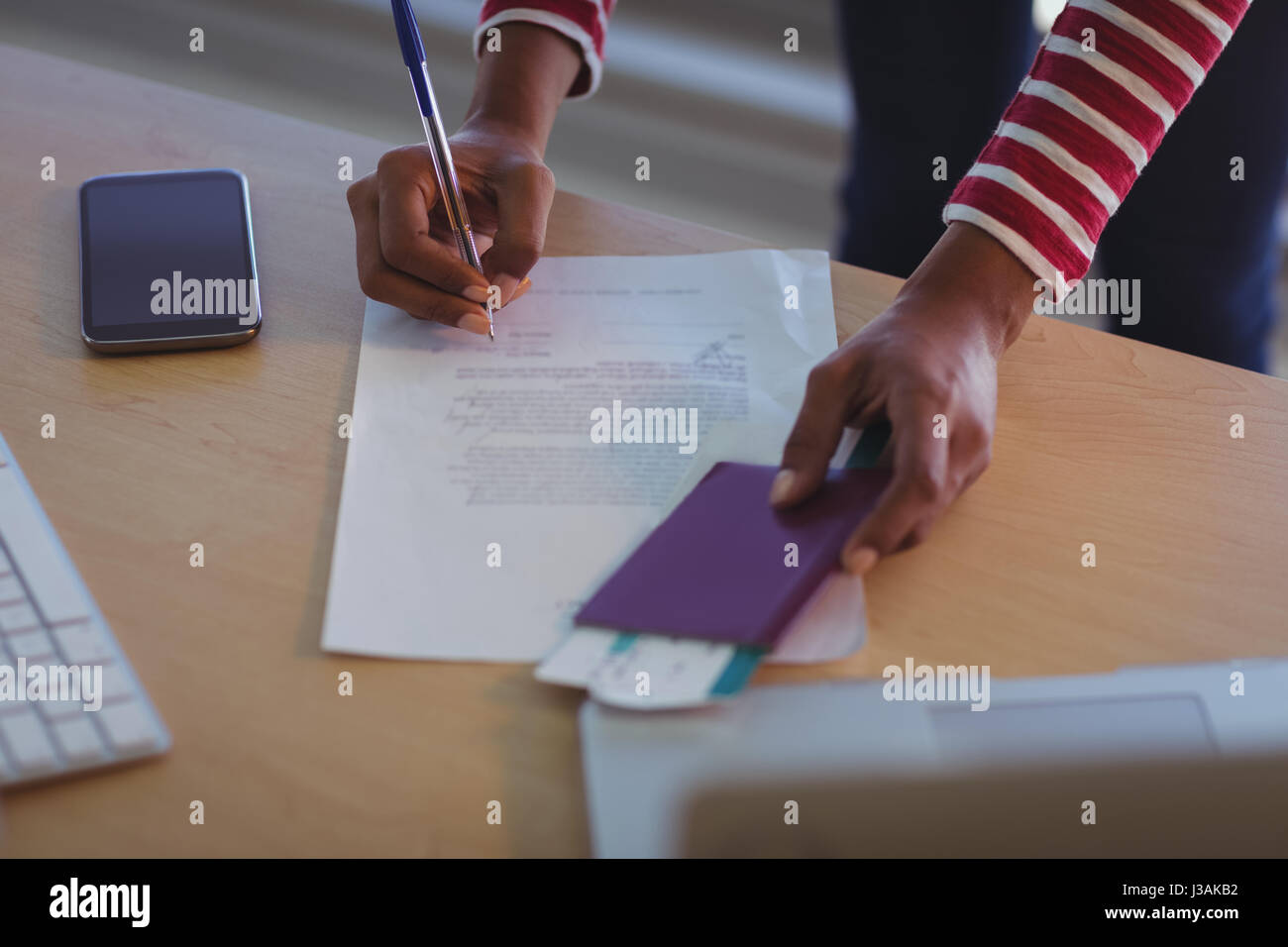 Signing Section Example Signing Section High Resolution Stock Photography and Images - Alamy