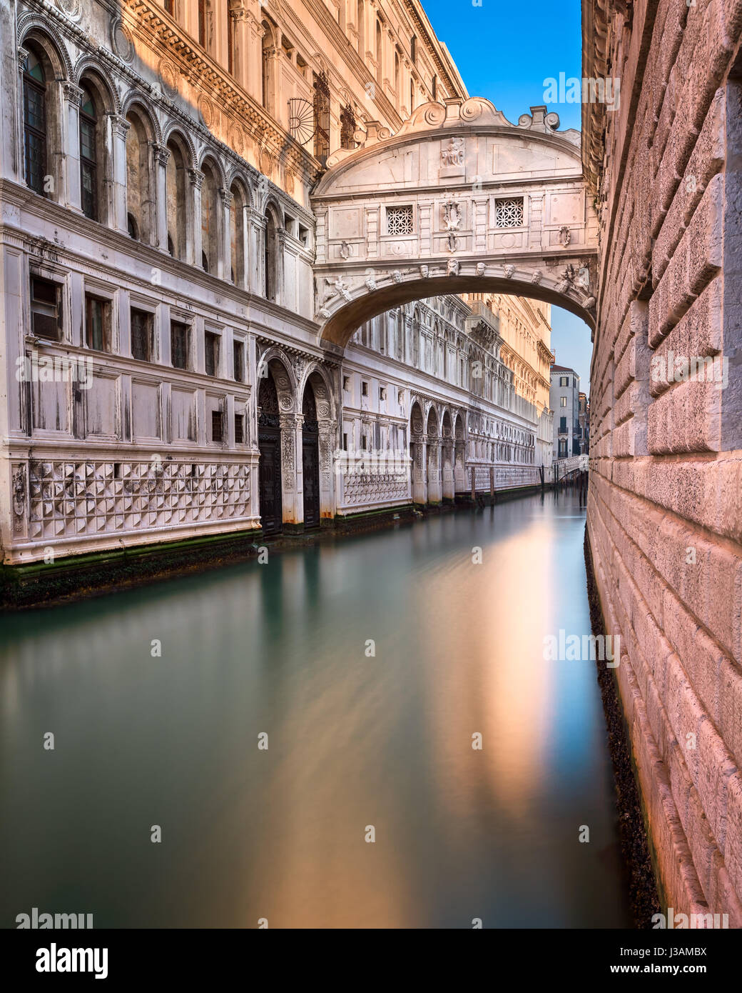 Bridge of Sighs and Doge's Palace in Venice, Italy Stock Photo