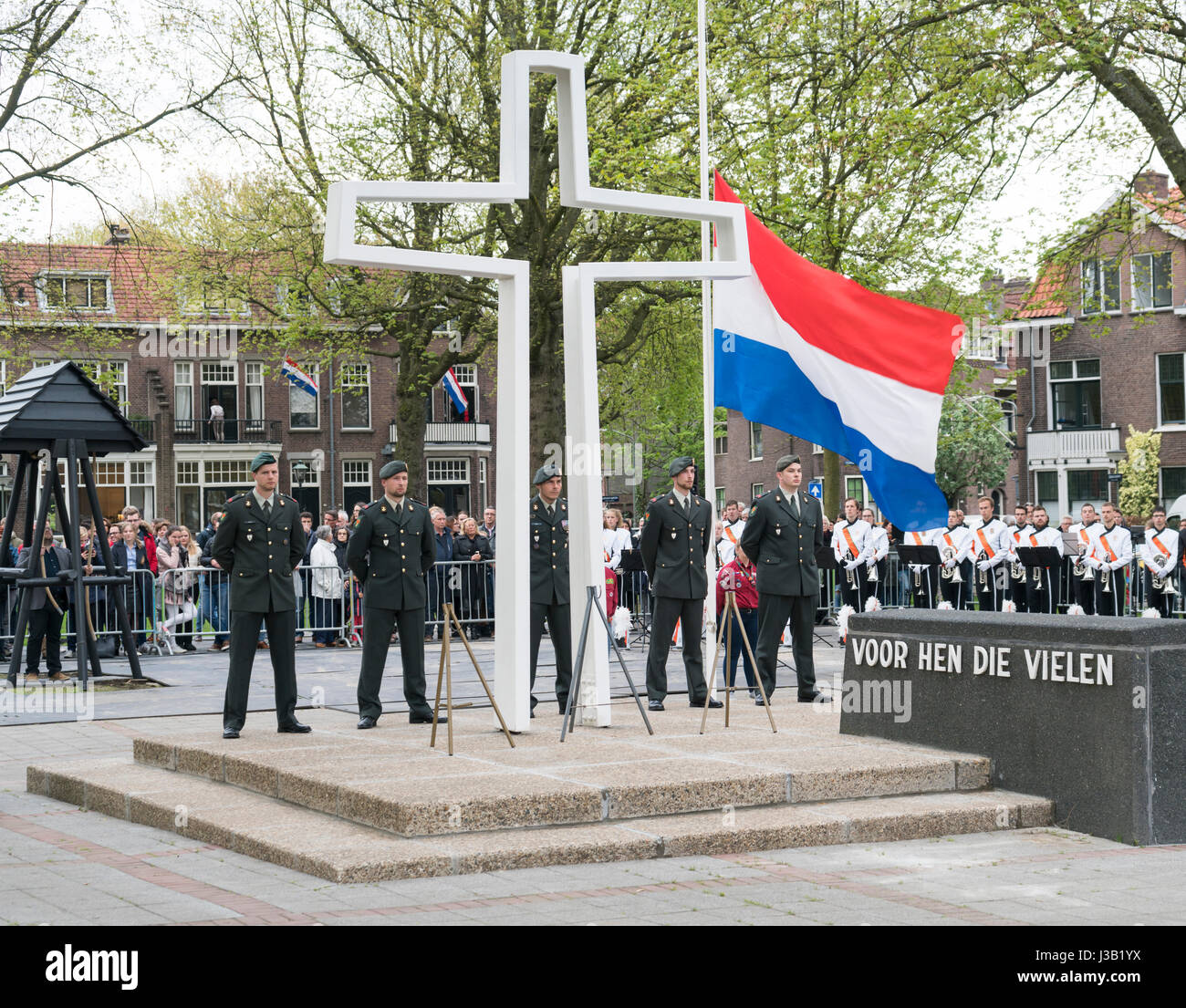 1945 dutch soldiers hi-res stock photography and images - Alamy