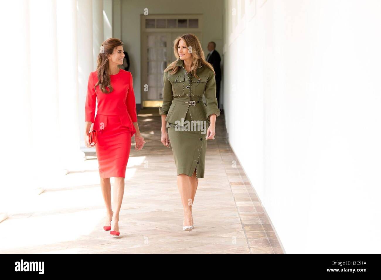 U.S. First Lady Melania Trump, right, walks along the Colonnade with Argentine First Lady Juliana Awada at the White House April 27, 2017 in Washington, D.C. Stock Photo