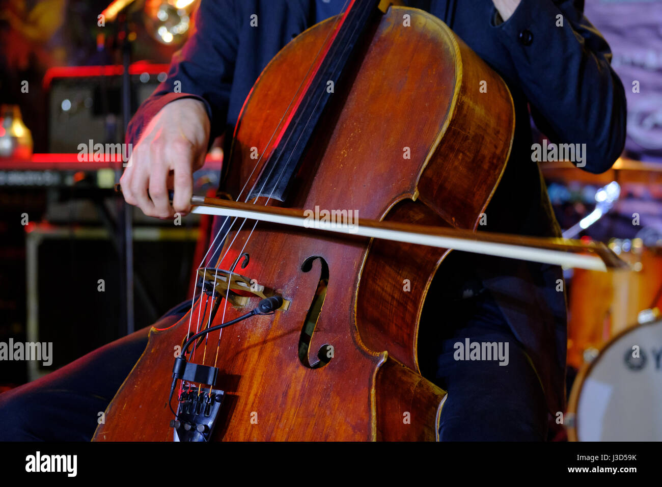 Cello Player Stock Photos & Cello Player Stock Images Alamy