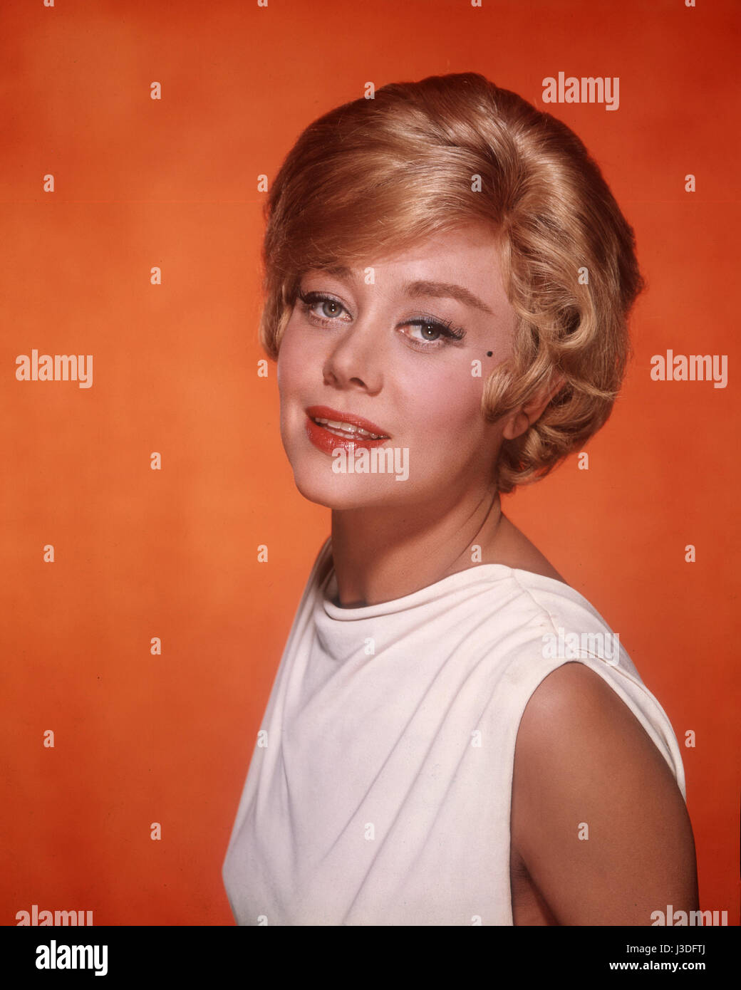 Glynis Johns Glynis Johns Glynis Johns Stock Photo Alamy