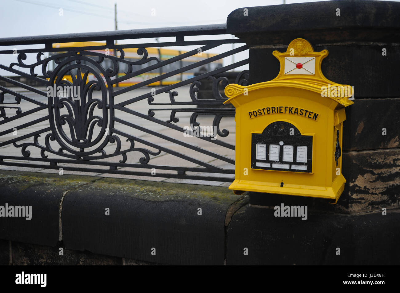 Ddr Briefkasten High Resolution Stock Photography and Images - Alamy