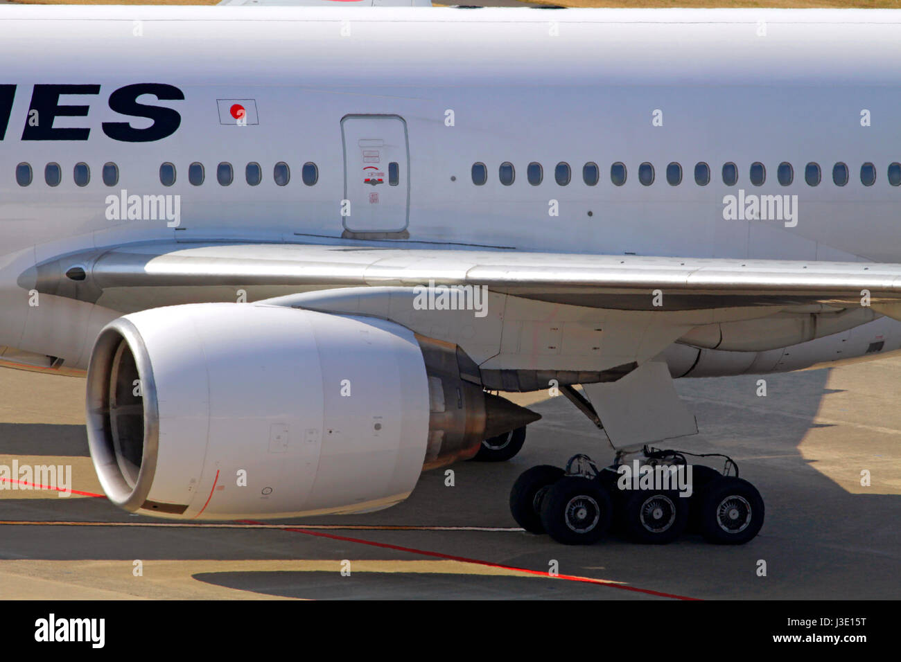 JAL Boeing 777 at Haneda Airport Tokyo Japan Stock Photo Alamy