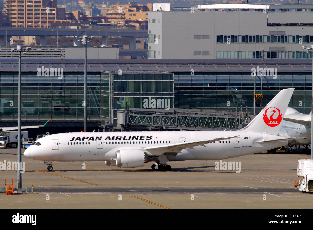 JAL Boeing 787 at Haneda Airport Tokyo Japan Stock Photo Alamy