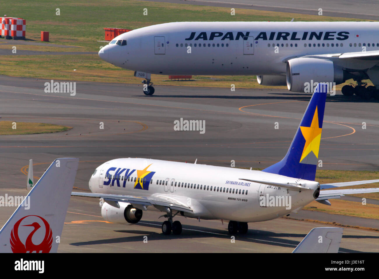 Skymark Airlines Boeing 737 taxiing at Haneda Airport Tokyo Japan Stock