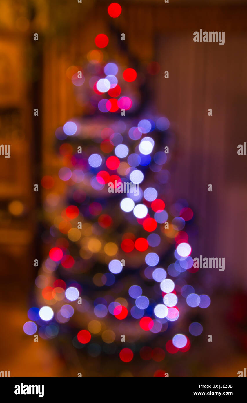 Defocused blurred christmas lights hi-res stock photography and images ...