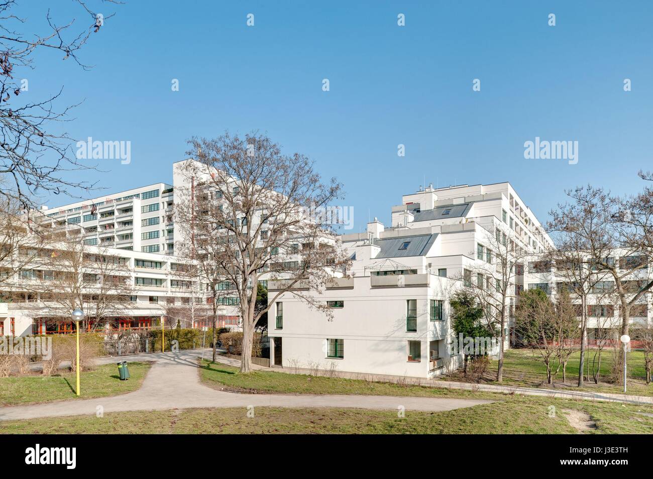 Wien, Gemeindebau der 1970er Jahre, Wohnhausanlage Am Schöpfwerk Stock Photo