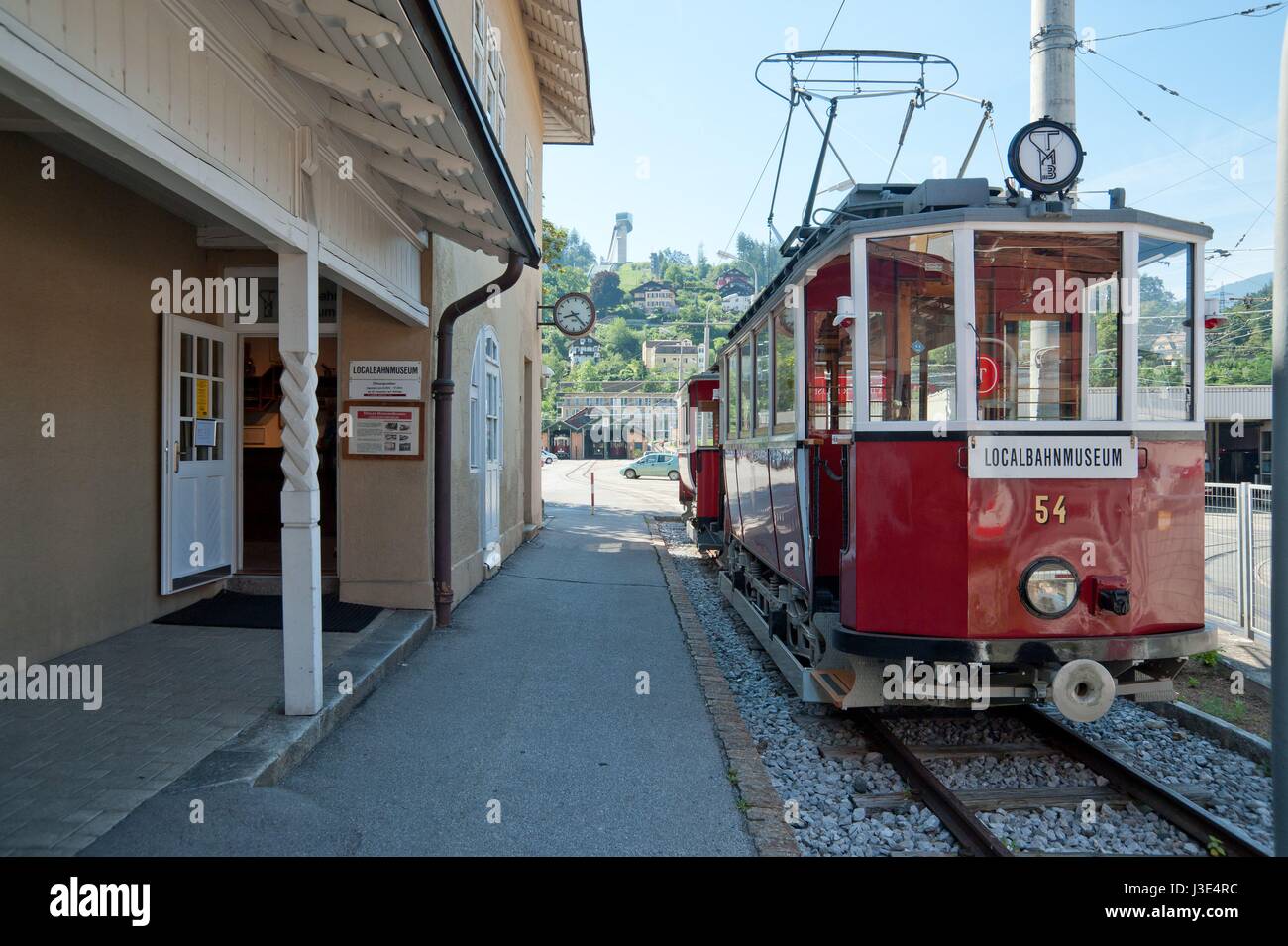 Innsbruck, Localbahnmuseum, historische Straßenbahn Stock Photo