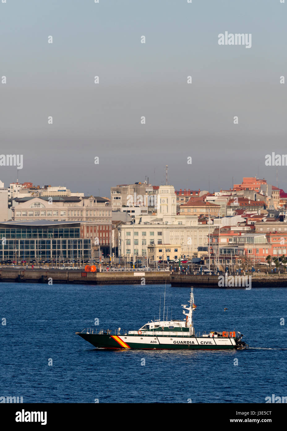Police rigid inflatable boat rib hi-res stock photography and images ...