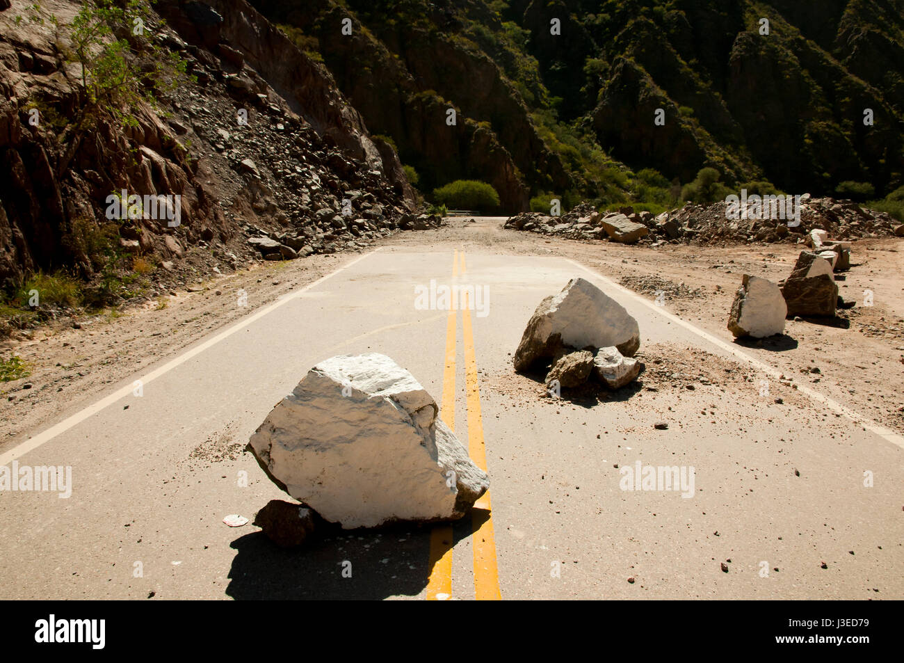 Highway Cliff Rock Collapse Stock Photo Alamy