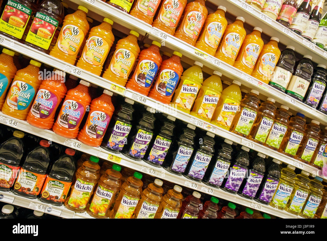 Display Fruit Juices In Supermarket High Resolution Stock Photography And Images Alamy