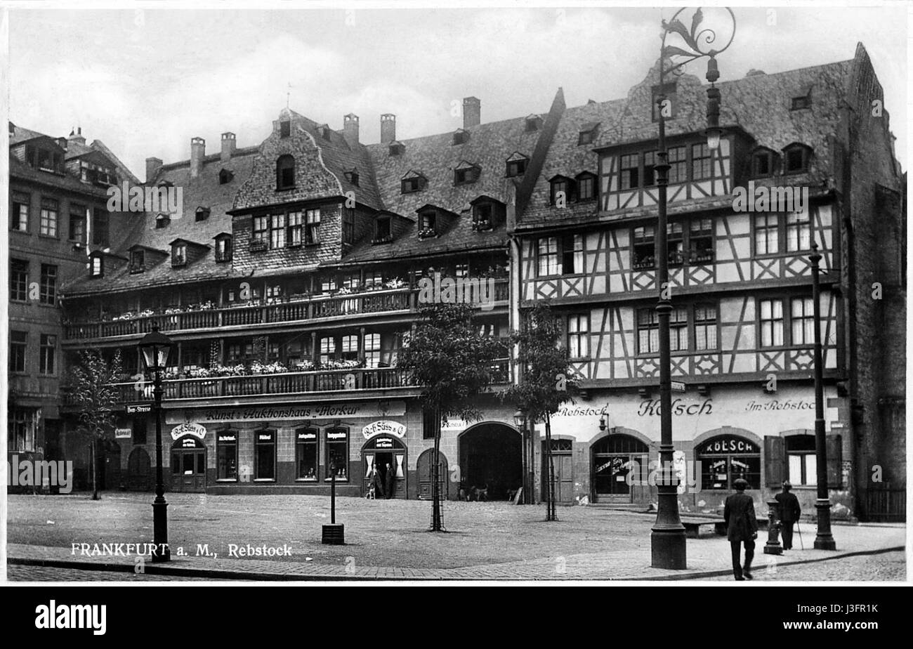 Frankfurt Am Main Hof Rebstock am Markt Blick auf die Haeuser Im Rebstock 1 und 3 von der Ecke Braubach  und Domstrasse um 1910 Stock Photo