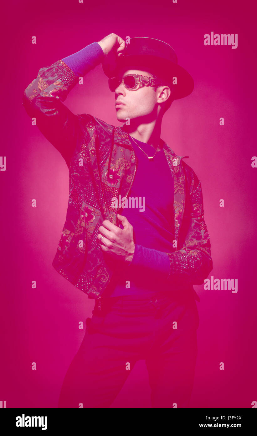 Red color effect hi-res stock photography and images - Alamy