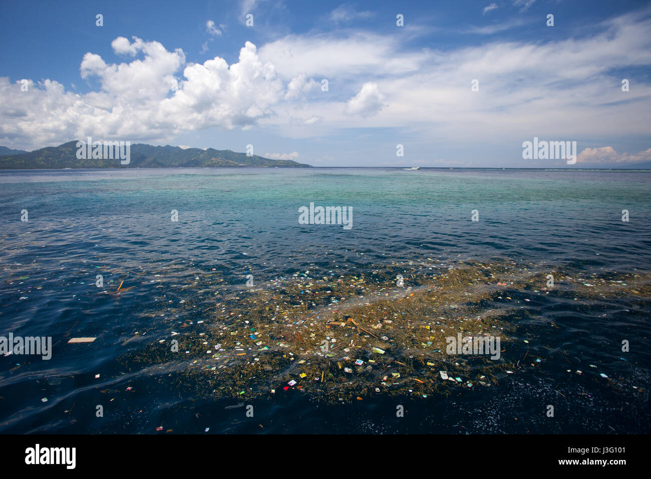 The sea of floating debris, the problems of nature and environment Stock Photo
