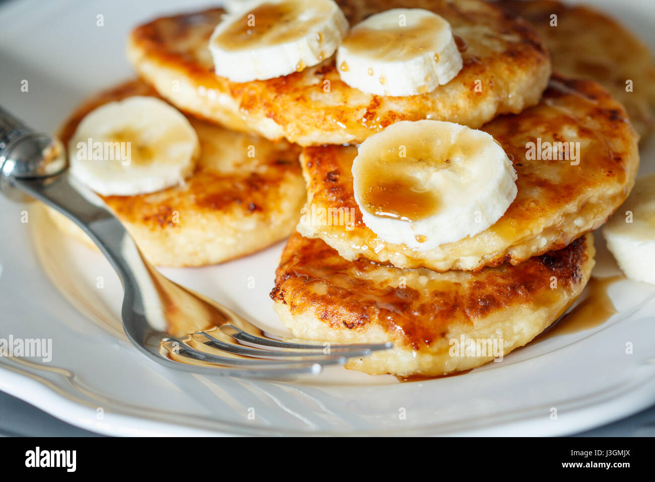 Cottage cheese pancake banana hires stock photography and images Alamy
