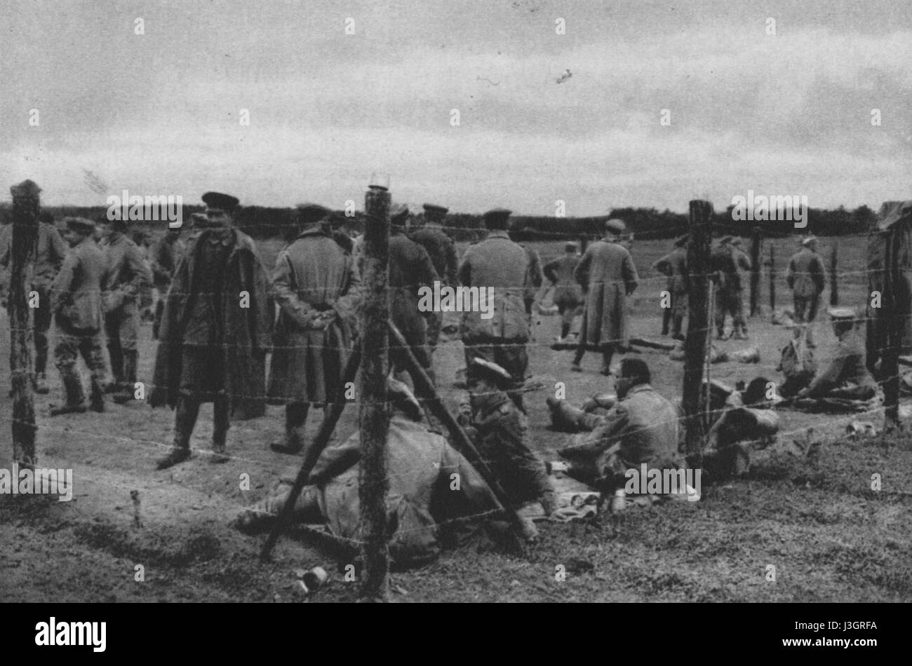 Gefangengenommene deutsche Offiziere im Joffre Lager Stock Photo