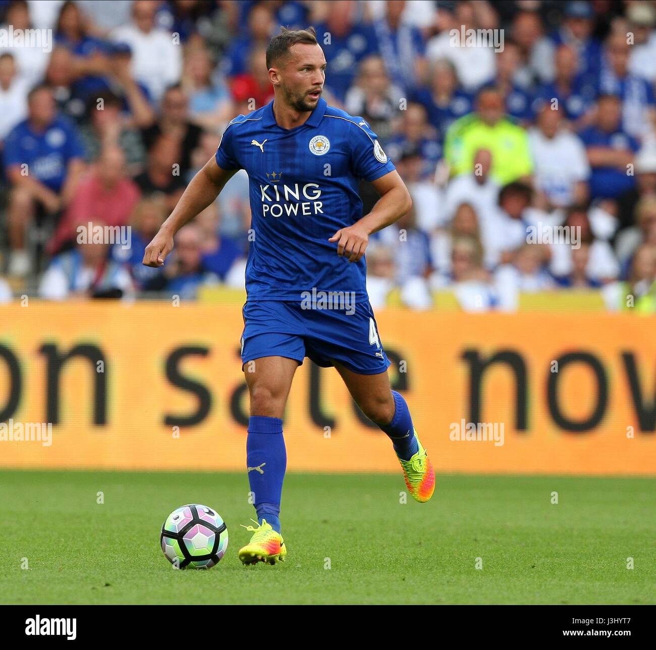 DANNY DRINKWATER LEICESTER CITY FC LEICESTER CITY FC KC STADIUM HULL