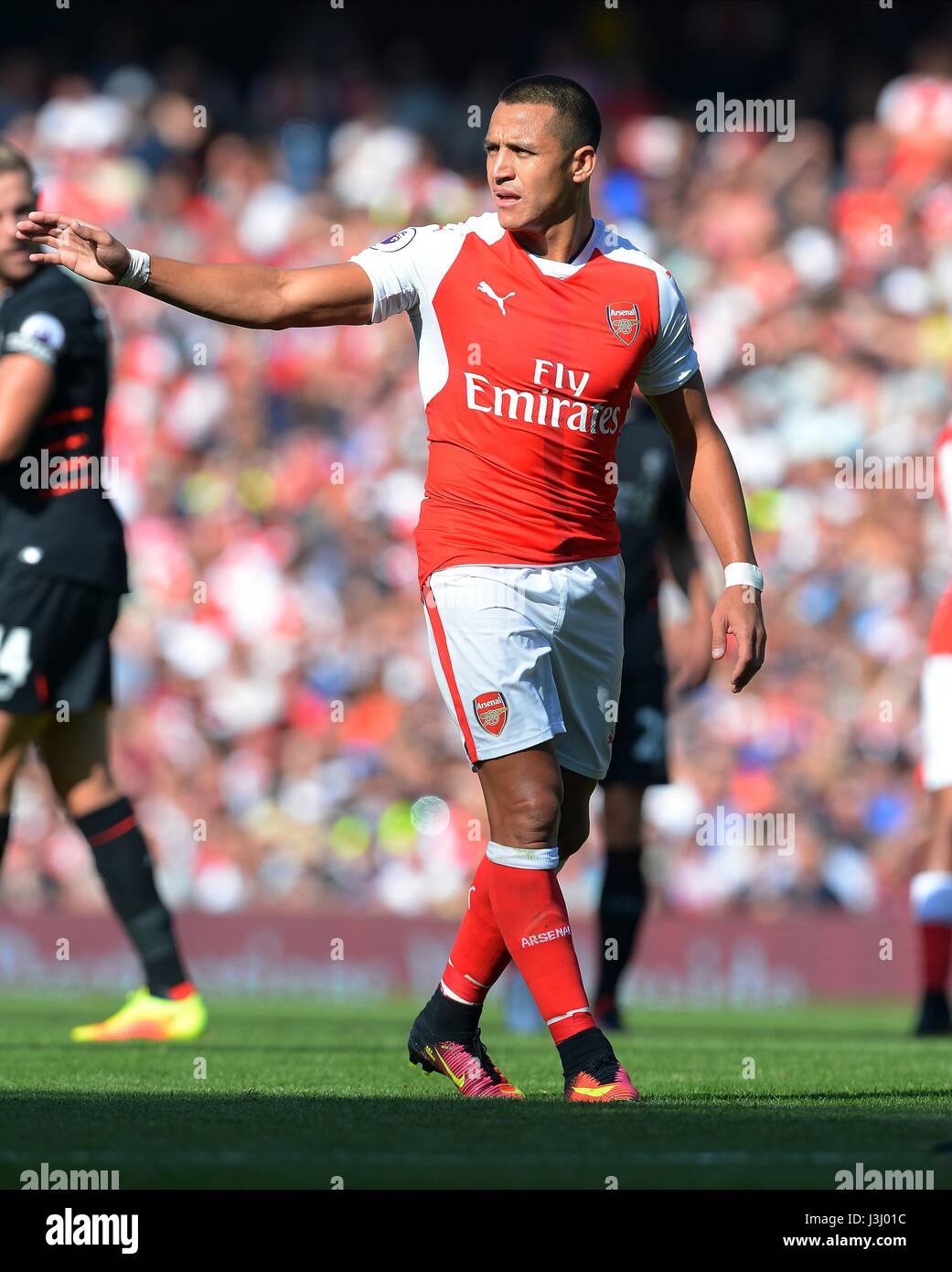 Alexis sanchez liverpool shirt 2025