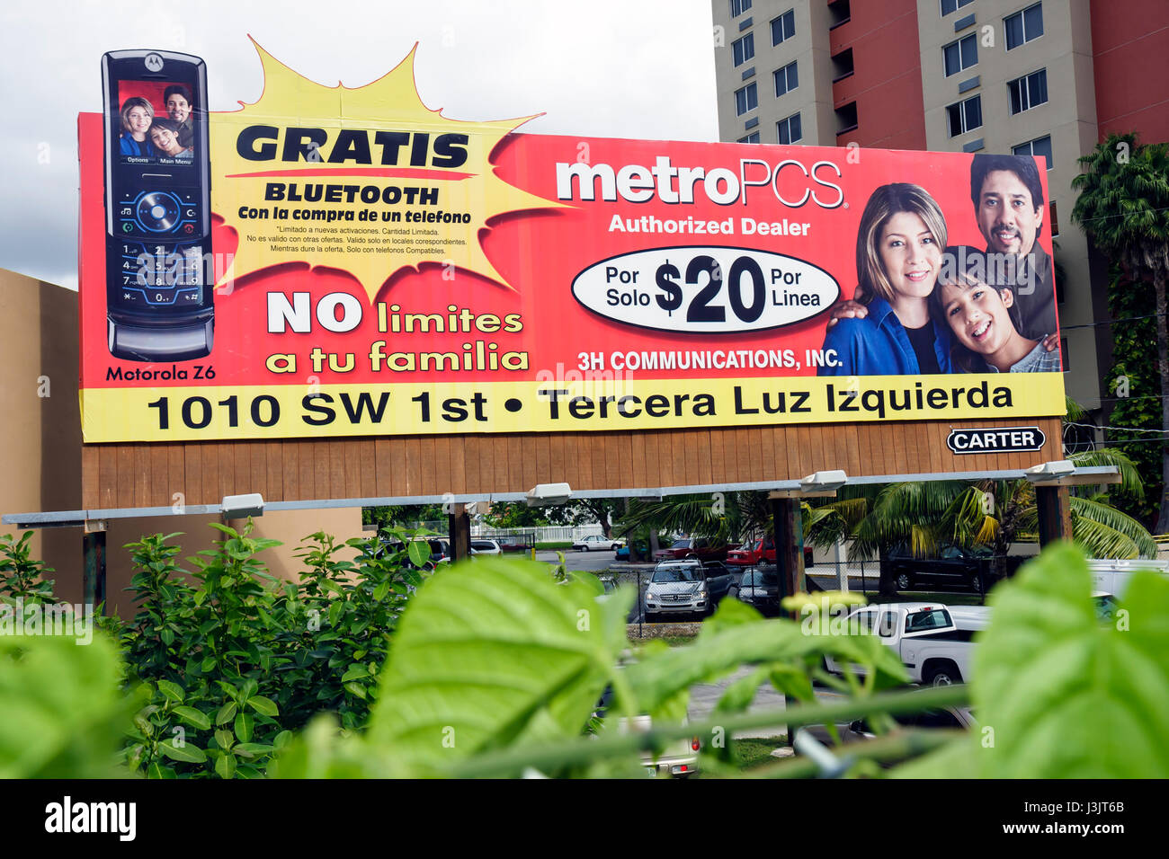 Miami Florida,Flagler Street,ad advertising  advertisement,billboard,advertisement,ad advertising advertisement,Spanish  language,bilingual,metroPCS,sma Stock Photo - Alamy