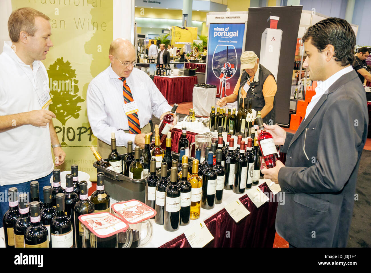 Miami Beach Florida,Miami Beach Convention Center,centre,Miami