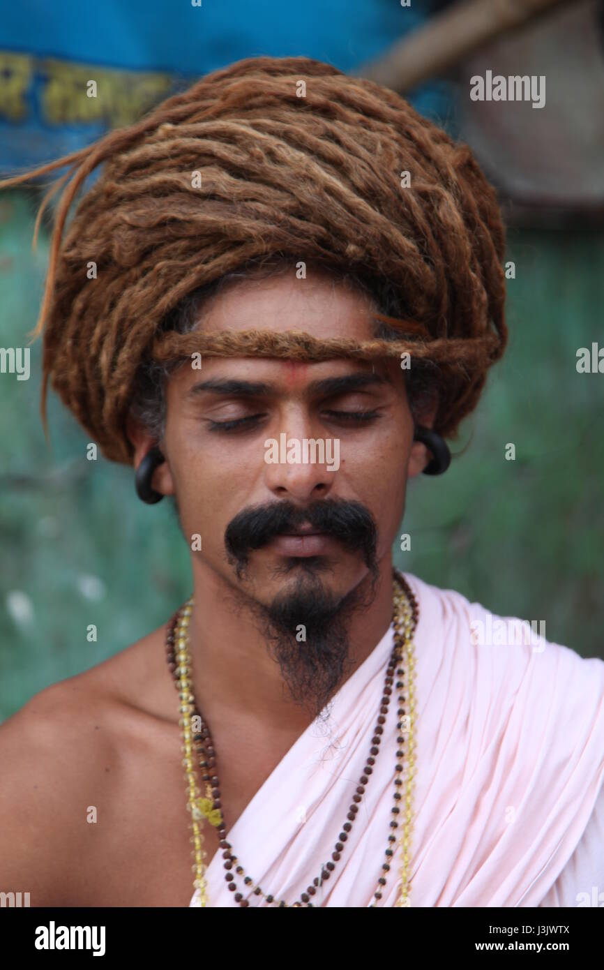 Sadhu (Baba), Long hair Indian Holy Man, Badarinath, Himalayas, India  (Photo Copyright © by Saji Maramon) , Haridwar, Rishikesh, Varanasi,  Vrindavan Stock Photo - Alamy