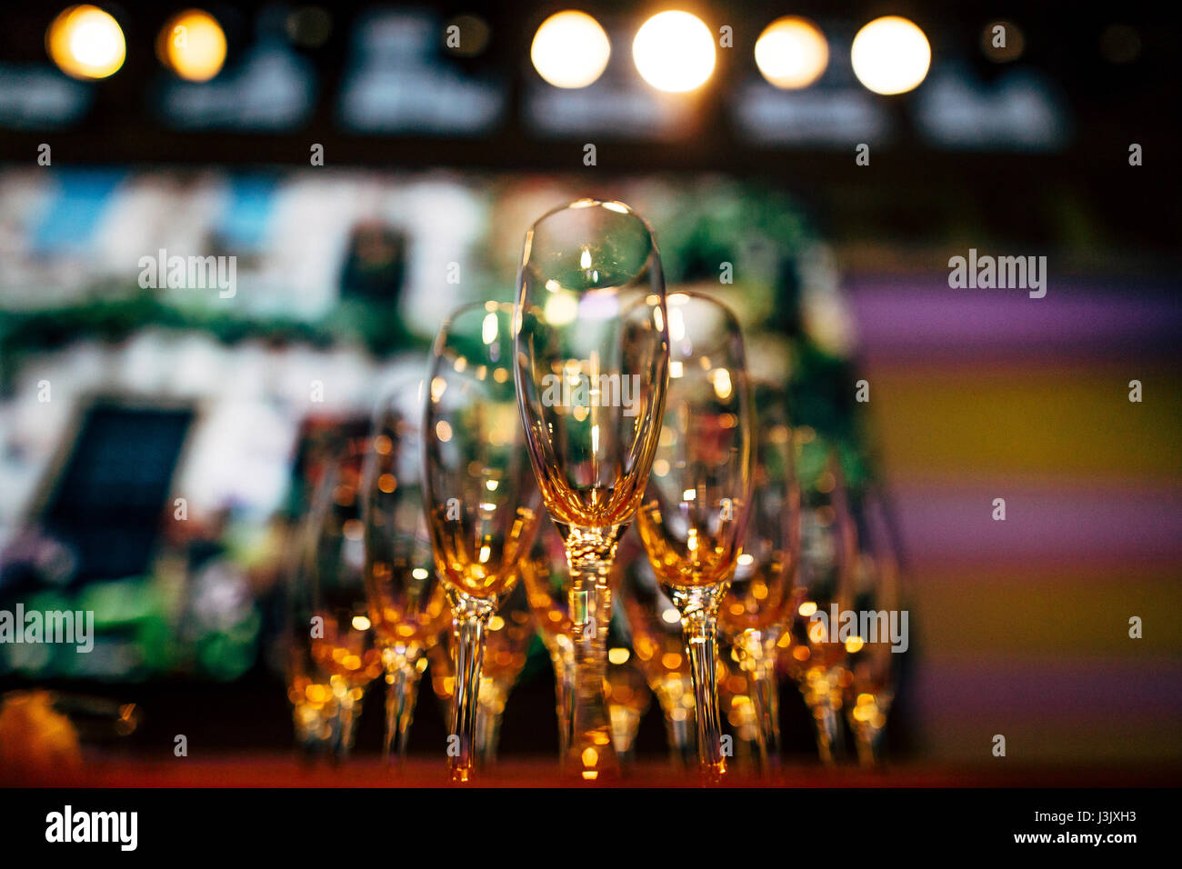 Design details of luxury events. Things like beautiful table setting ...