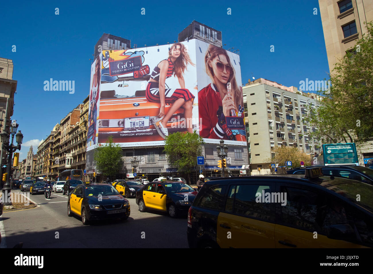 rechazo invadir por qué Spain Billboard High Resolution Stock Photography and Images - Alamy