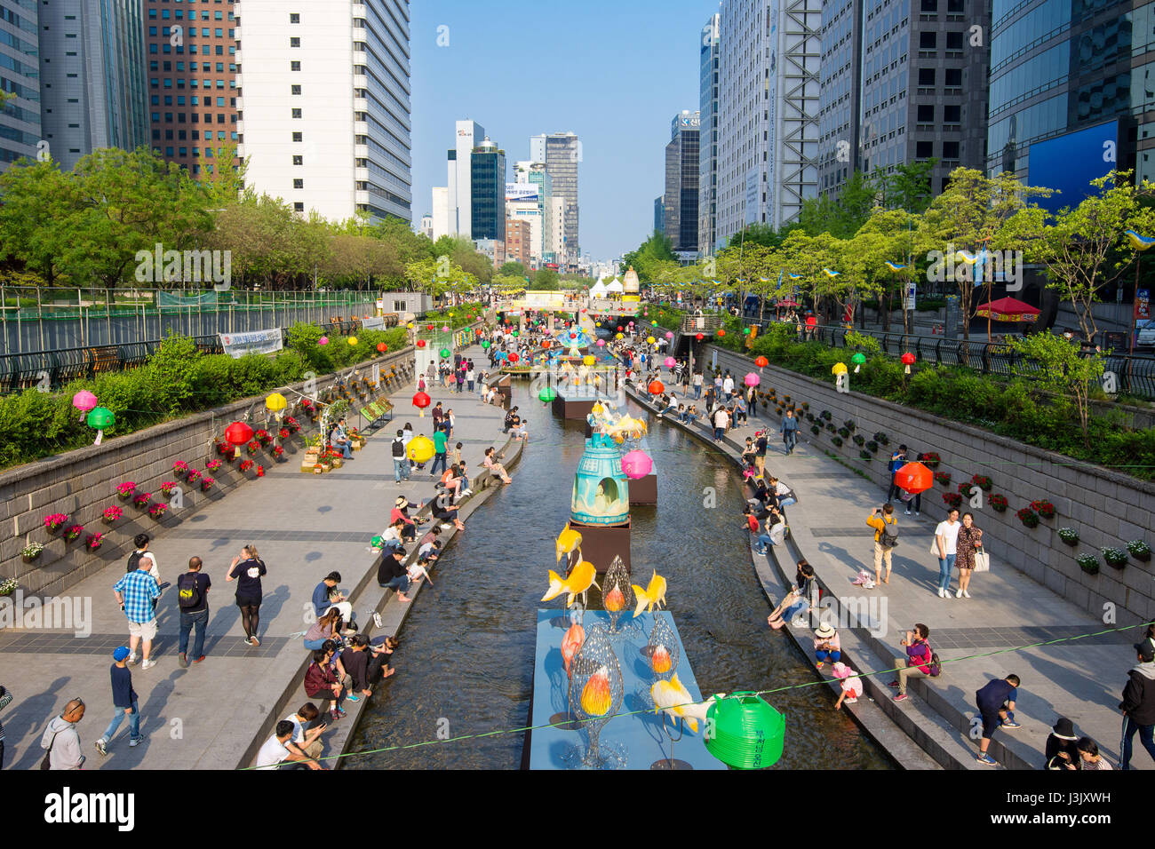Seoul, South Korea Cheonggyecheon stream lantern festival Stock Photo Alamy