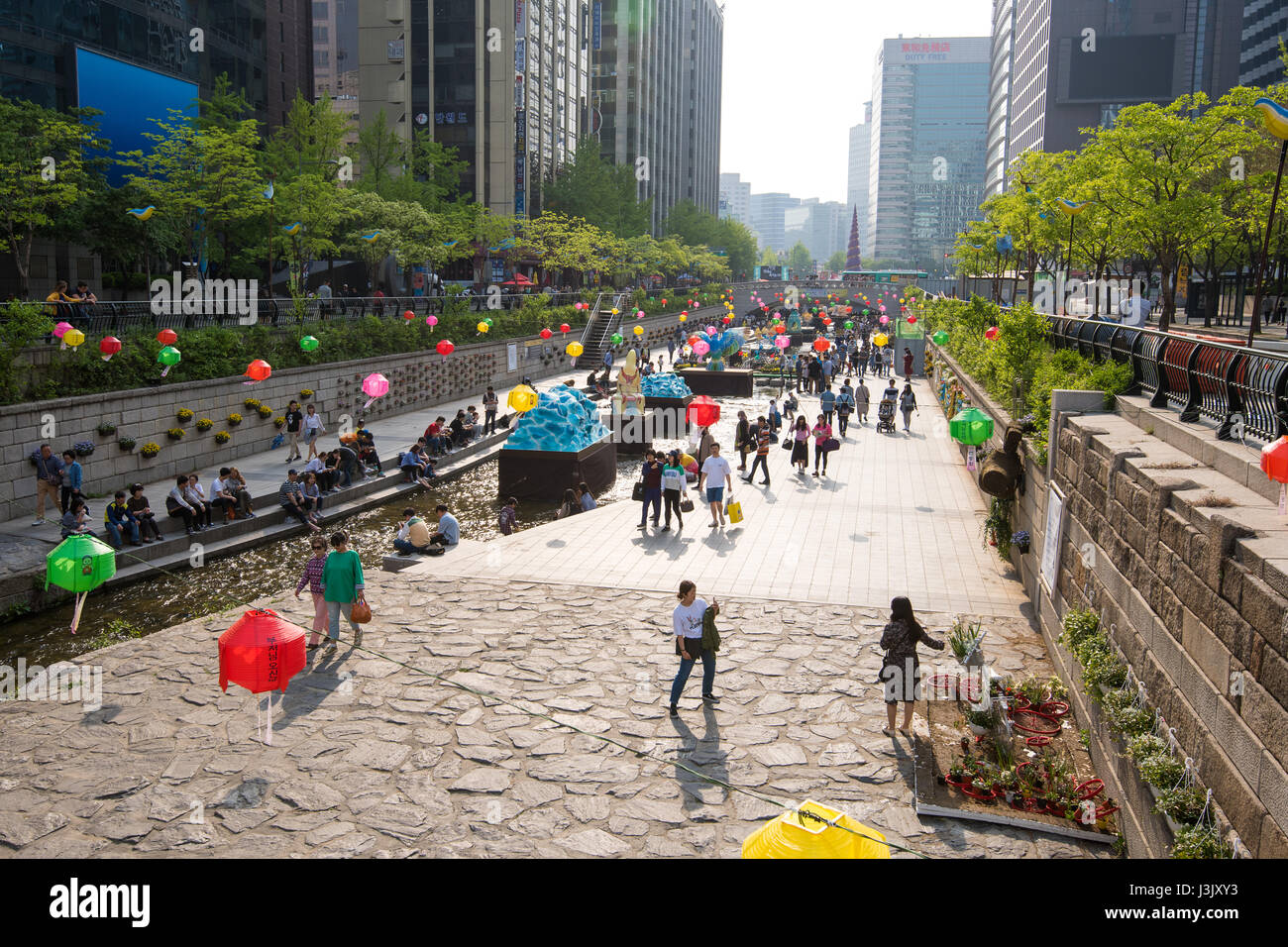 Seoul, South Korea Cheonggyecheon stream lantern festival Stock Photo Alamy