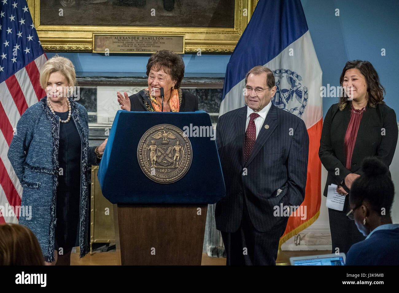 New York, United States. 05th May, 2017. (Left to right): Caroline Maloney, Nita Lowey, Jerry Nadler and Grace Meng are seen during the press conference. New York City Mayor Bill de Blasio, joined by U.S. Congress members representing districts in New York City, held a press conference in the Blue Room at City Hall to announce a federal budget deal allowing for $68 million of reimbursements by the federal government for the City's expenses in protecting Trump Tower and the Presidential First Family. Credit: Albin Lohr-Jones/Pacific Press/Alamy Live News Stock Photo