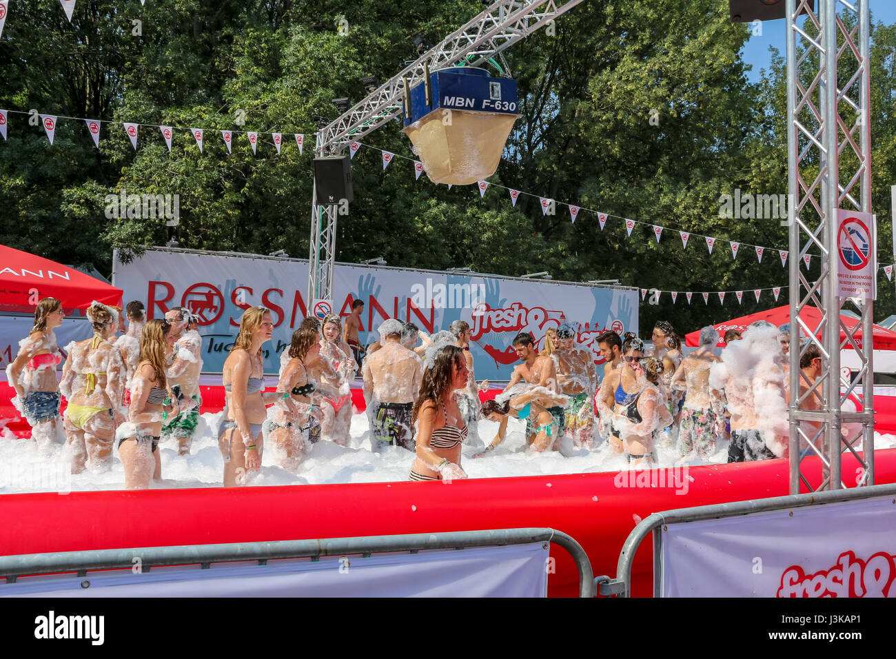 People enjoying a bubble bath at the Sziget Festival in Budapest, Hungary Stock Photo