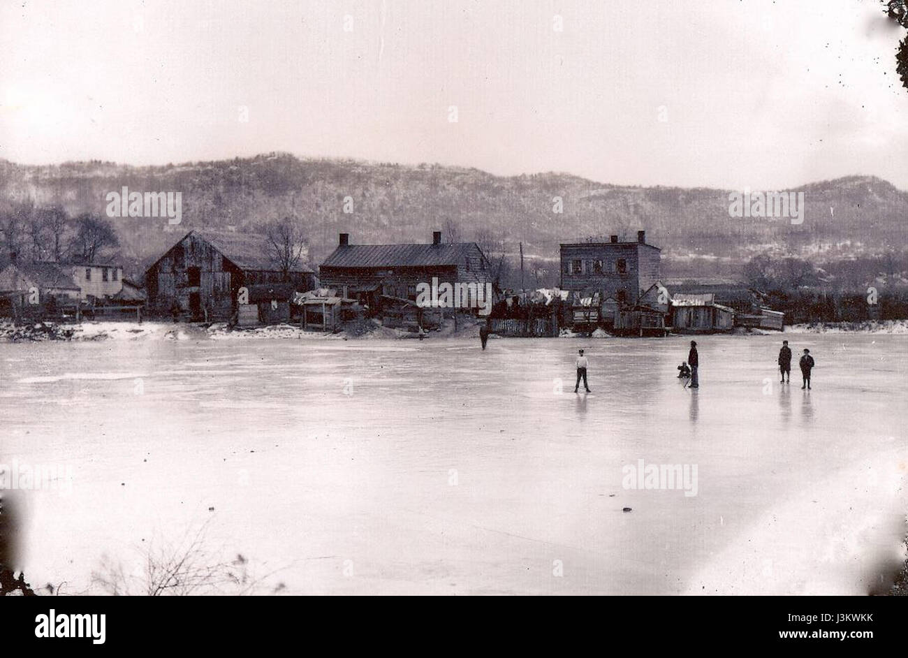 Ice Skating on Peck's Pond, Haverstraw Stock Photo Alamy