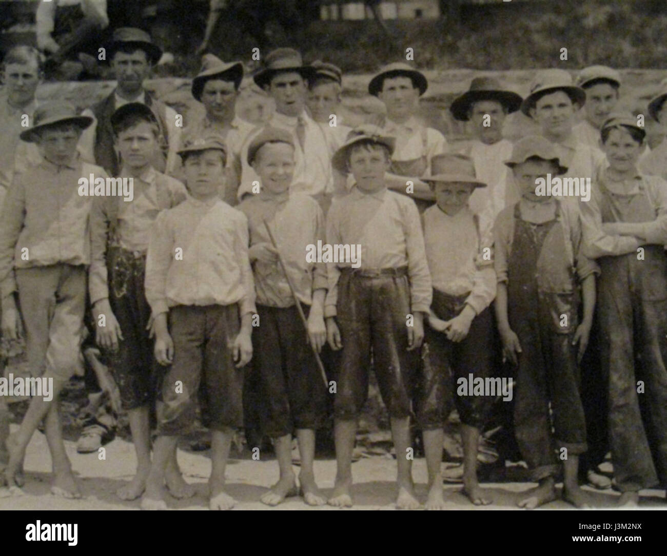 Group of young workers in Clifton Mills South Carolina by Lewis Hine Stock Photo