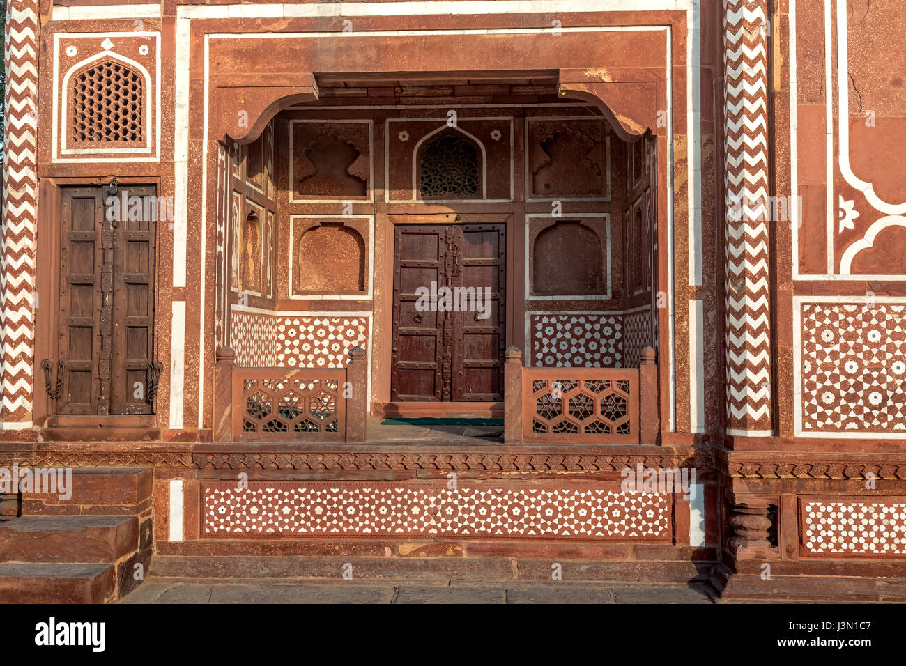 Mughal architecture entrance door to Baby Taj also known as the tomb of Itimad-ud-Daulah. Stock Photo