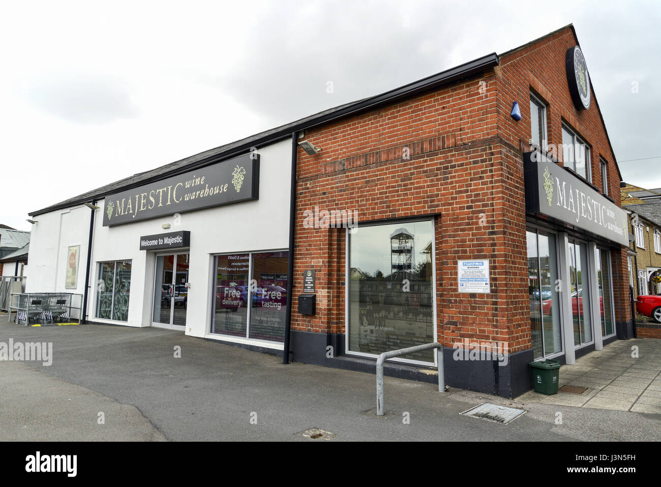 Majestic wines hires stock photography and images Alamy