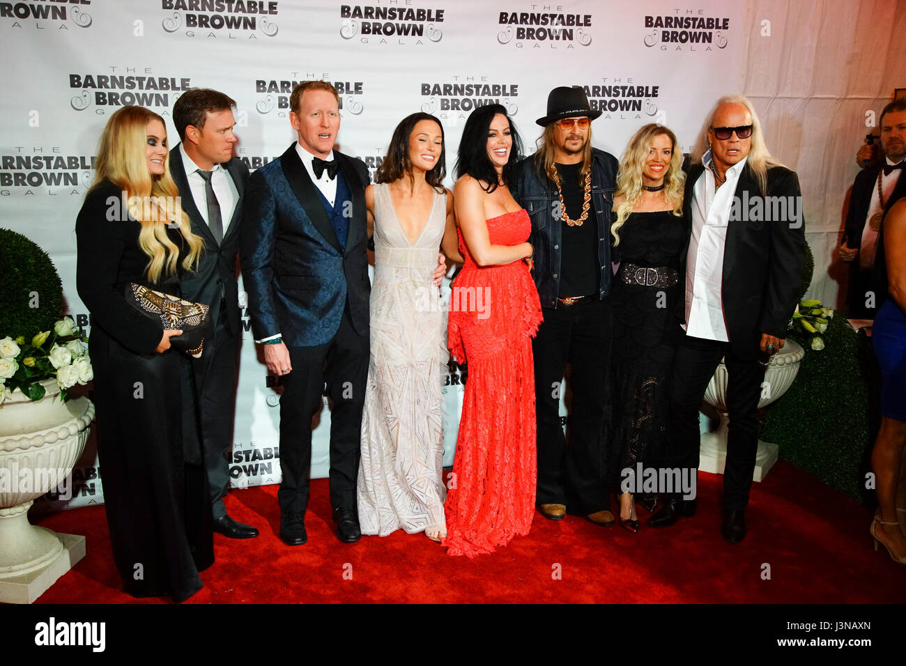 Louisville, Kentucky, USA. 05th May, 2017. Kid Rock and guest attends The Barnstable-Brown Gala benefiting the Diabetes and Obesity Center on May 5, 2017 in Louisville, Kentucky. Credit: The Photo Access/Alamy Live News Stock Photo