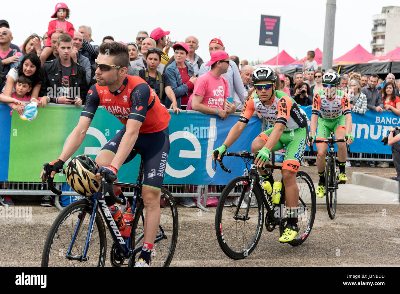 Olbia, Italy. 6th May, 2017. on the left: rider Giovanni Visconti (ITA), Bahrain Merida team, at the start of the 2nd stage of Giro d'Italia 2017, Olbia - Tortolì. Credit: Giacomo Altamira/Alamy Live News Stock Photo