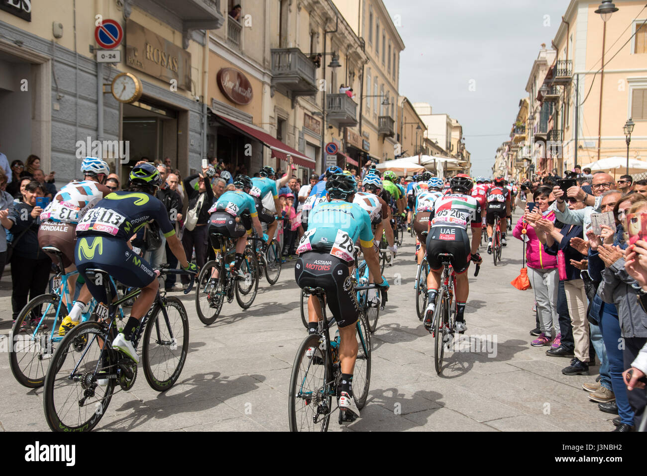 Giro d'italia 2017 hi-res stock photography and images - Alamy