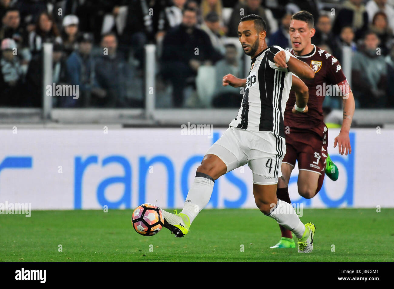 Turin, Italy. 6th May, 2017. Medhi Benatia during the match Serie A TIM between  Juventus FC and  Torino FC at Juventus Stadium. The final result of the match is 1-1. Credit: Fabio Petrosino/Alamy Live News Stock Photo
