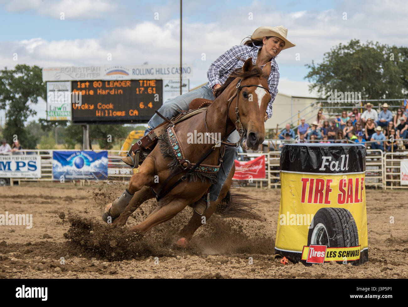 Cowhead Rodeo Rodeo cowgirl event sports hi-res stock photography and images - Alamy